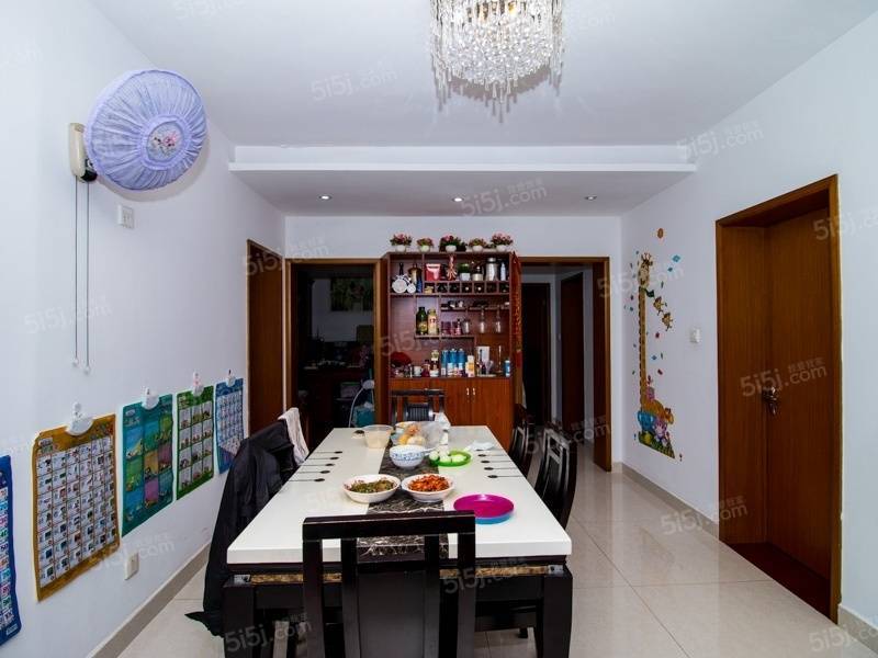 惠丰花园(北区商品房)婚装自住大三房送13平大