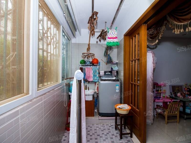 惠丰花园(北区商品房)婚装自住大三房送13平大