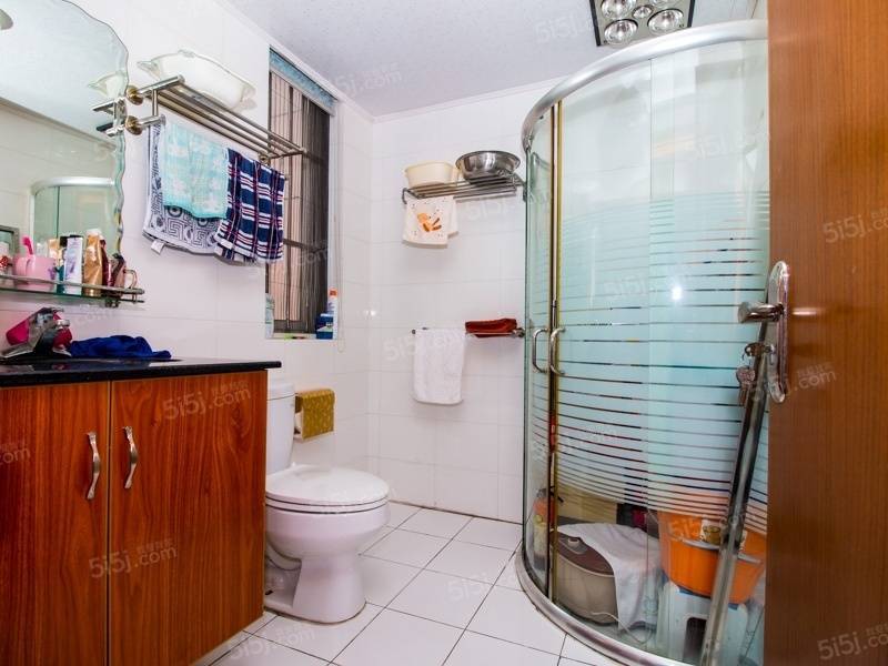 惠丰花园(北区商品房)婚装自住大三房送13平大