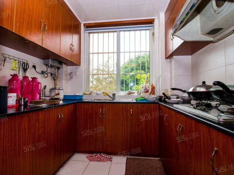 惠丰花园(北区商品房)婚装自住大三房送13平大