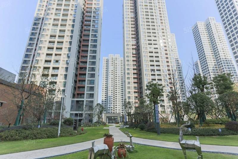 武汉江城雅居一期二手房(3房仅230.0万):光谷天地 园