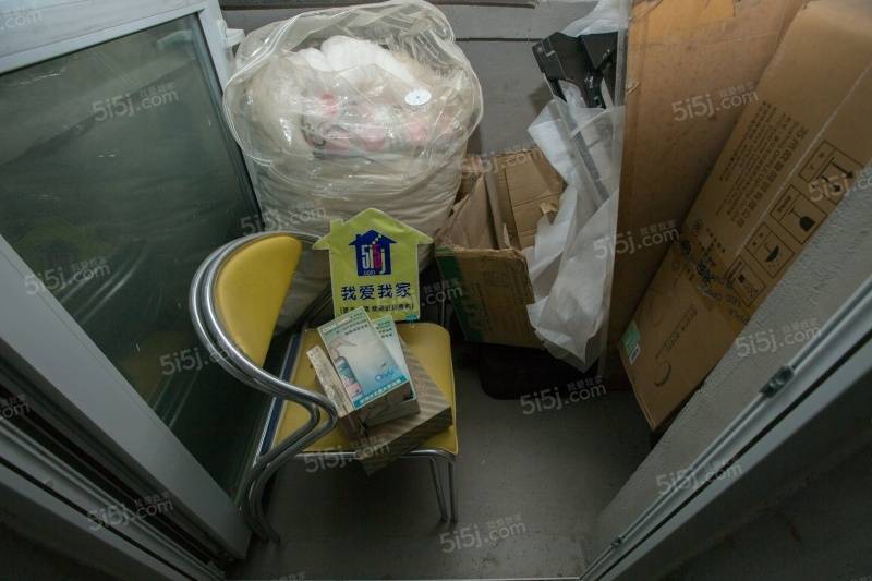 宝聚私产两室一厅南北向家园过五年路小学青云图片